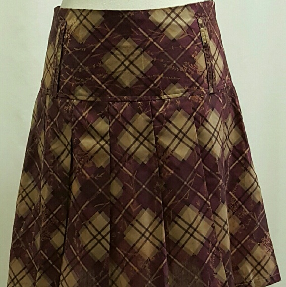 Toi et moi pleated skirt - Picture 2 of 4